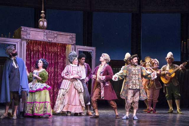 Nuevas funciones de La comedia es peligrosa, una producción del Teatro Nacional Cervantes 