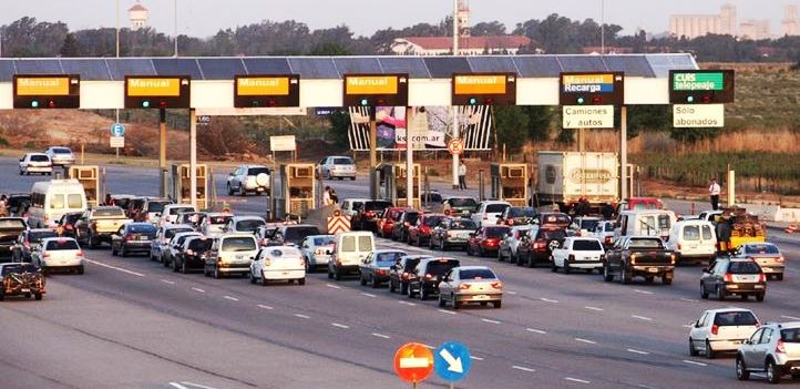 Más de 2500 vehículos por hora circulan hacia la Costa Atlántica