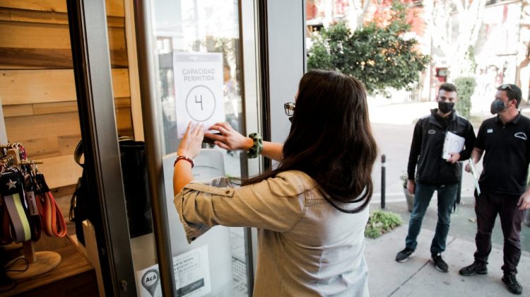 Comercios deberán informar de forma obligatoria sus medios de pago aceptados