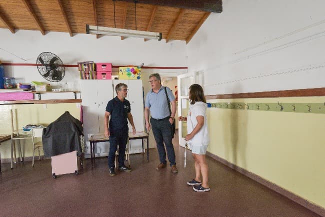 Continúan a buen ritmo las obras en los establecimientos educativos municipales