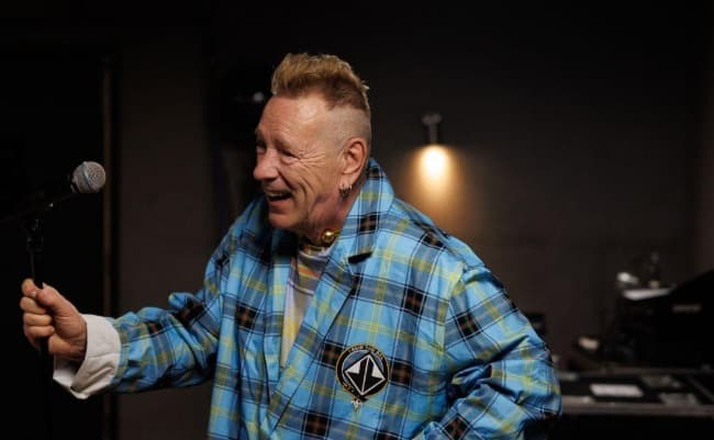 JOHN LYDON, EL HOMBRE QUE REVOLUCIONÓ LA MÚSICA CON LOS SEX PISTOLS