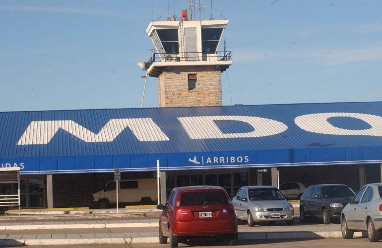 Instalan nuevo sistema de radiofaro en el aeropuerto Astor Piazzolla de Mar del Plata