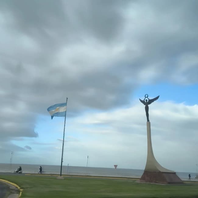 Leia FIN DE SEMANA FRESCO CON MOMENTOS DE SOL Y LLUVIAS