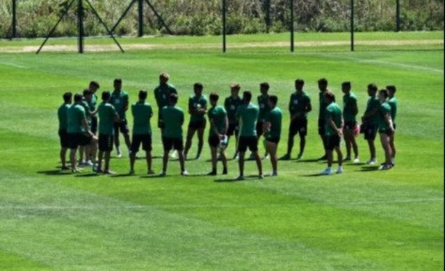 El equipo de Palermo volvió al trabajo de pretemporada con 8 casos positivos de covid