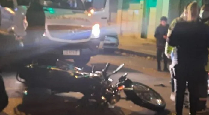 Un agente de tránsito atropelló a un policía