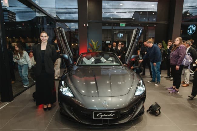 Leia MG LLEGÓ A MAR DEL PLATA DE LA MANO DE GIAMA