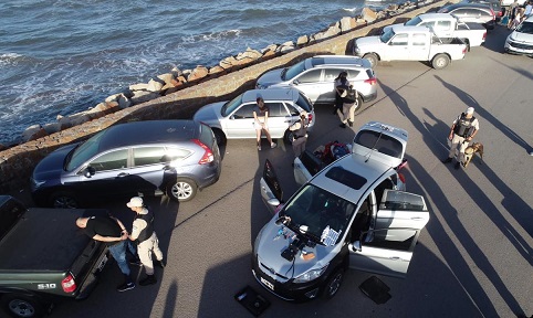 Prefectura detuvo a un hombre y dos mujeres en Mar del Plata