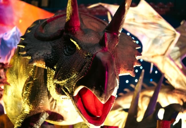 Leia Con dinosaurios, dragones y el Mundo Jurásico llega la propuesta más épica del verano