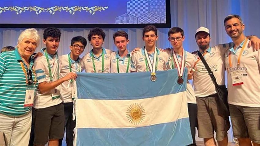 Un alumno marplatense fue distinguido en la élite mundial de la matemática en Japón