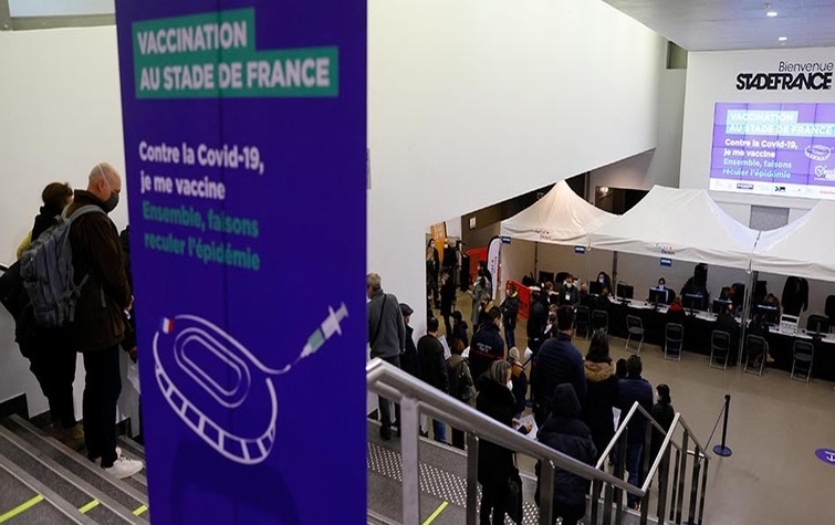 La OMS desaconseja suministrar diferentes vacunas para la primera y segunda dosis