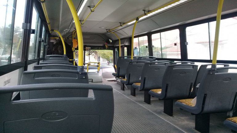 Concejales proponen sacar las ventanillas de los colectivos por la suba de contagios de coronavirus