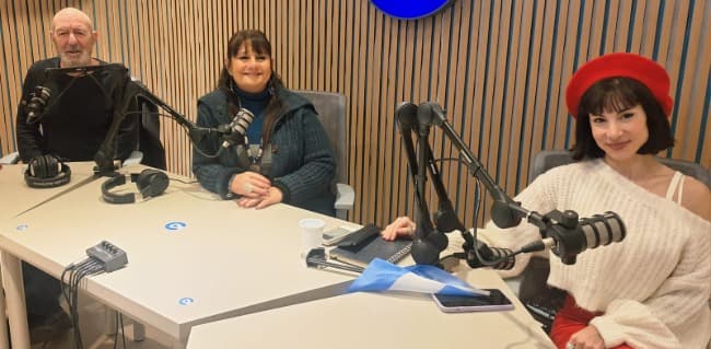Entrevista de KARIM GONZÁLEZ a MAGUI BRAVI Y VANDO VILLAMIL