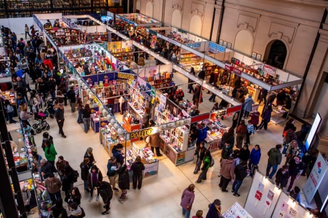 Leia La Feria del Libro continúa con una amplia agenda de actividades hasta el domingo