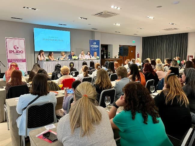 El IPLIDO reafirmó su compromiso con la igualdad ante 300 mujeres hoteleras y gastronómicas