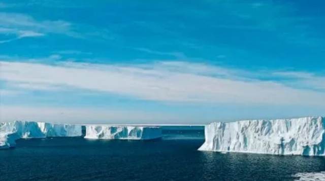 Antártida: Investigadores encuentran  «Un mundo oculto» bajo el hielo