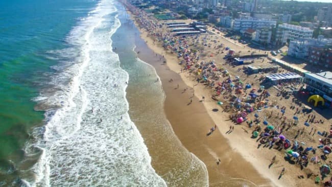 Leia VERANO 2026: GESELL  UNO DE LOS DESTINOS MÁS ELEGIDOS DE LA COSTA