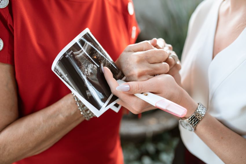 Embriomente: Especialistas en reproducción humana asistida que acompañan el deseo de ser padres