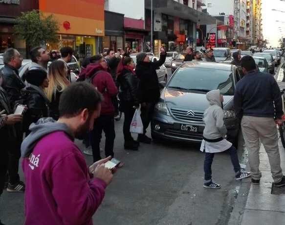 Una extraña aparición sorprendió al centro de la ciudad