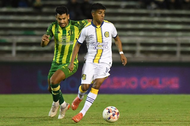 Aldosivi le ganó 2 a 1 al Central de Carlos Tevez y cortó la racha
