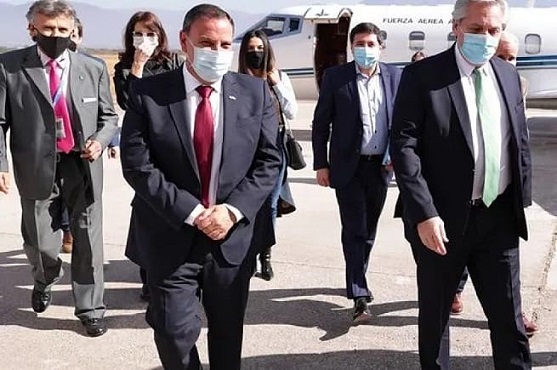 Cumbre en La Rioja: Alberto Fernández recibió apoyo de los gobernadores