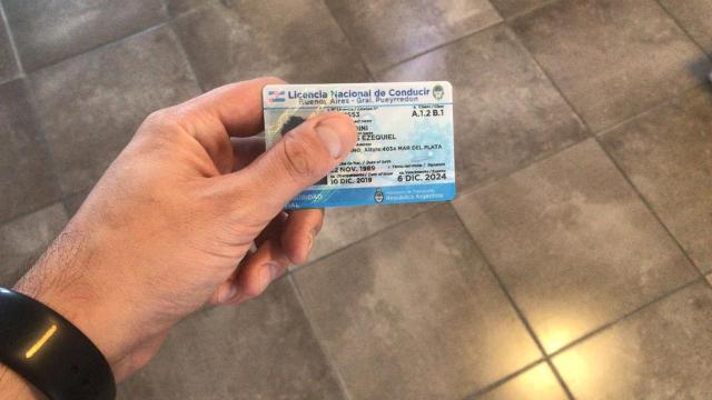 Se eximirá de los exámenes teórico, práctico y médico a quienes cambien su domicilio