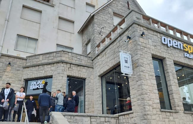 Tienda de ropa deportiva a nivel Nacional recupera un chalet emblemático de la Ciudad