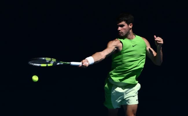 Alcaraz sigue firme en la búsqueda de su primer Abierto de Australia