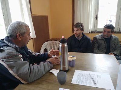 Bonifatti se reunió con vecinos de Los Tilos que denuncian la ausencia del Estado
