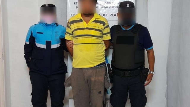 Que bruto: Rompió la puerta del boliche Bruto y se robó dos botellas de alcohol