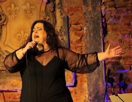 Paula Reser representará a Mar del Plata en el Festival La Falda y celebra con artistas locales 