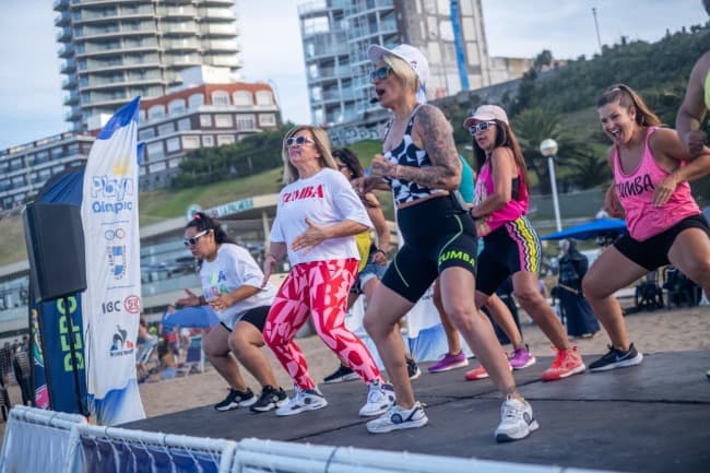 Leia Se inaugura la nueva temporada de actividades en la Playa Deportiva del EMDER en Varese