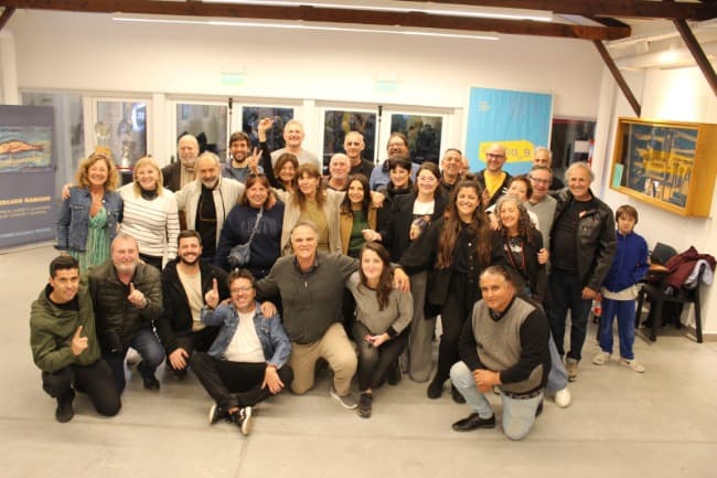 Leia AMPLIO TRIUNFO DEL OFICIALISMO EN EL COLEGIO DE ARQUITECTOS D9