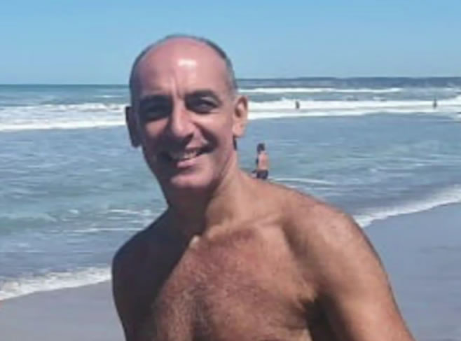 Mauricio Dayub casi se ahoga en Playa Grande