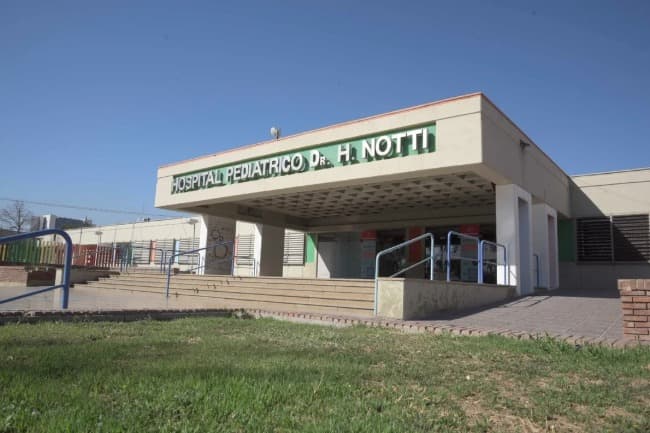 Mendoza: Nena de 2 años sufrió la amputación del brazo tras introducirlo en un secarropas