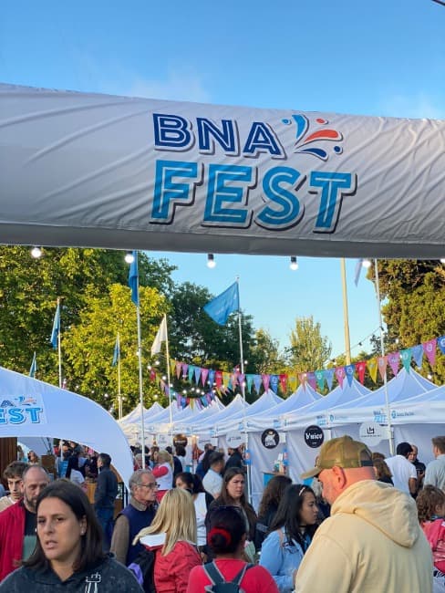 NUEVO FESTIVAL ITINERANTE DEL  BNA EN LA PLAZA DEL AGUA