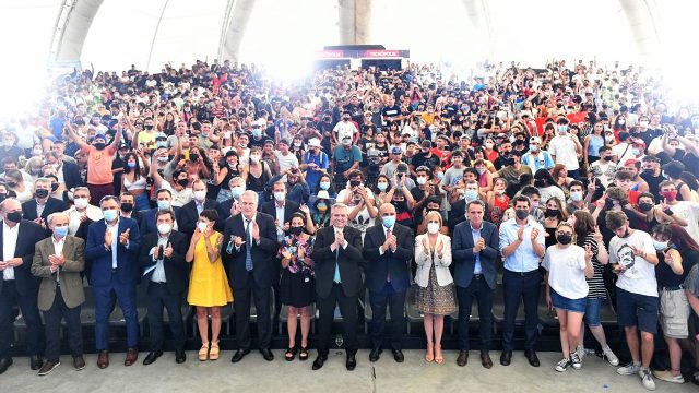 Alberto Fernández anunció la construcción de 100 escuelas técnicas en todo el país