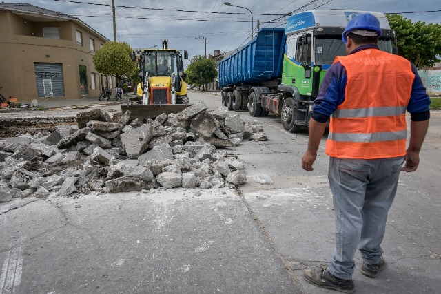 Balance semanal de obras en distintos barrios de la ciudad