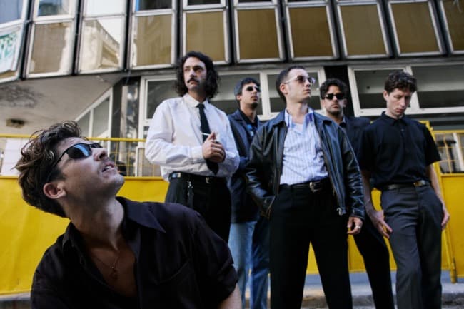 Leia BANDALOS CHINOS PRESENTA:  VÁNDALOS