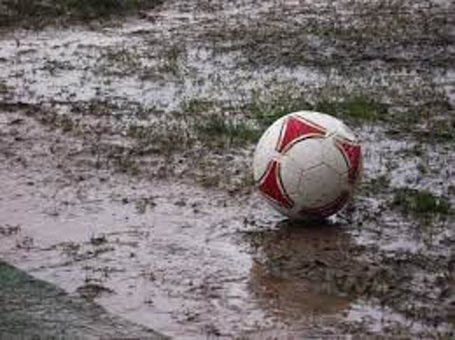 Menos la Primera, se suspendió la actividad del fútbol local para este sábado