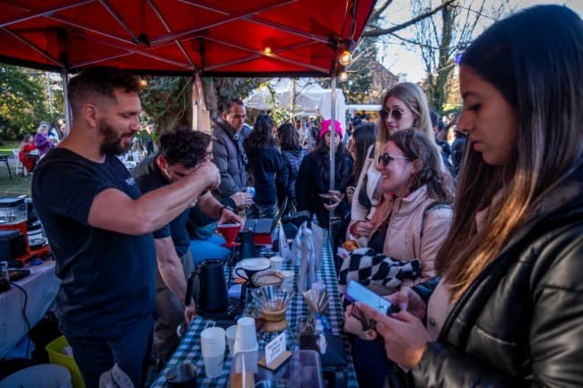 Leia Se realiza la tercera edición del CAFEST con 40 cafeterías, DJs en vivo y charlas