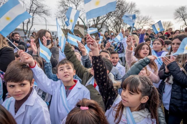 Leia Mar del Plata conmemora el Día de la Bandera con la tradicional promesa