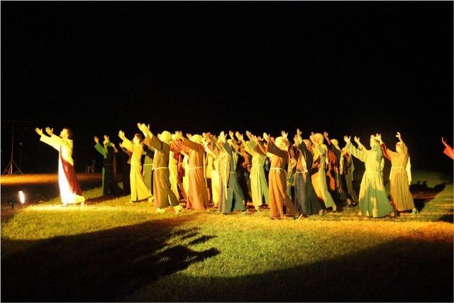 Vuelve Navidad Junto al Lago es un espectáculo de luz, sonido e imagen 
