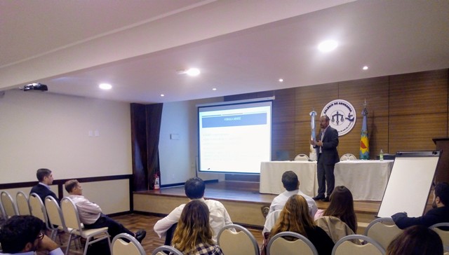 Se realizó charla debate del Instituto del Seguro 