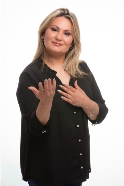 Leia Arístida Conectando Almas: la médium que anticipa rupturas llega a Mar del Plata