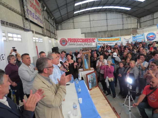 Leia Una multitud acompañó a Guillermo Moreno en Mar del Plata