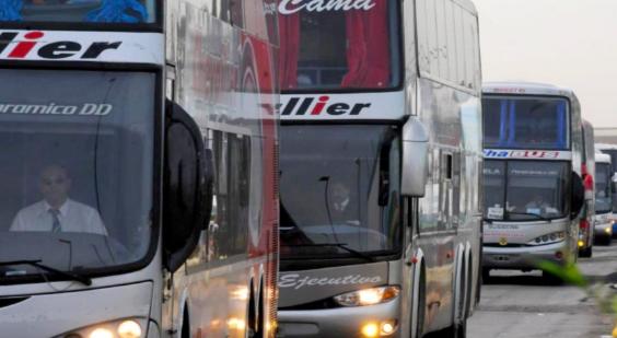 Pase sanitario: ¿será obligatorio para viajar en micros de media y larga distancia?